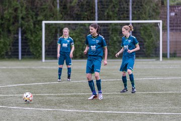 Bild 150 - B-Juniorinnen Pokalfinale VfL Oldesloe - Holstein Kiel : Ergebnis: 0:6